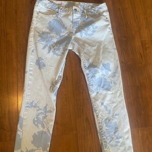 GAP Women's Skinny Jeans in Light Blue Floral Stripe